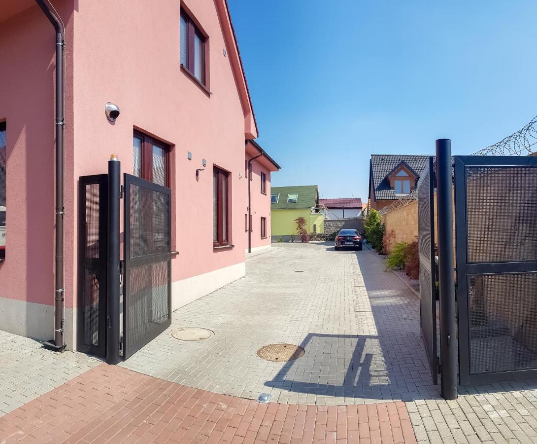Apartment De Luna Prága Kültér fotó